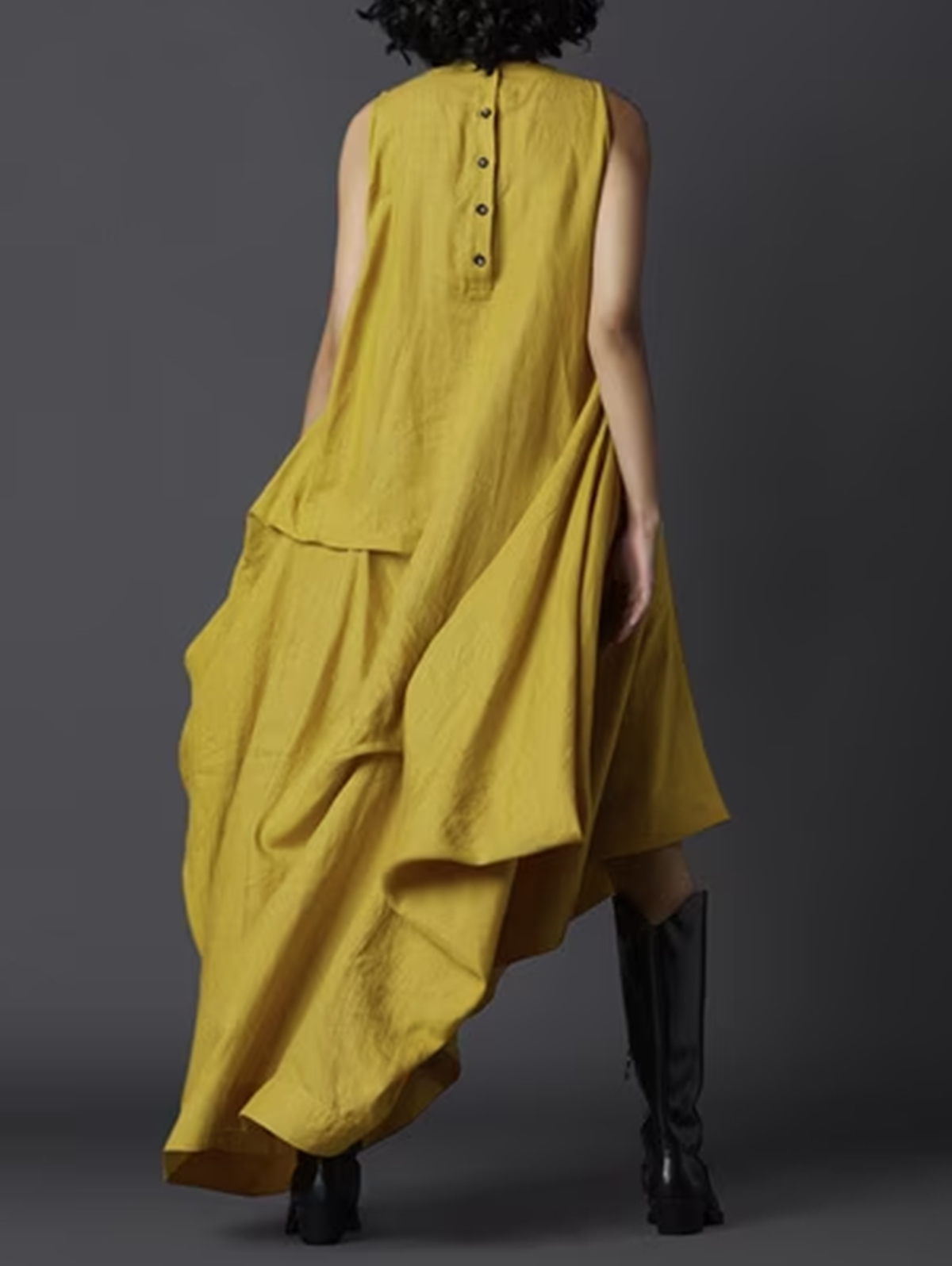 เดรสแม็กซี่มีกระเป๋าด้านหลังขอ - Summer Zara บทวิจารณ์และราคา
